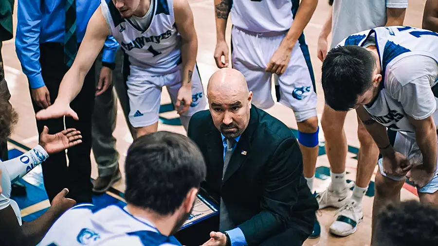 Head Coach Matt Richards